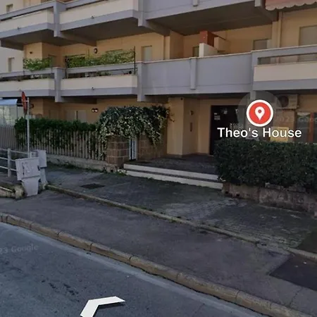 Theo's House Apartament Silvi Marina